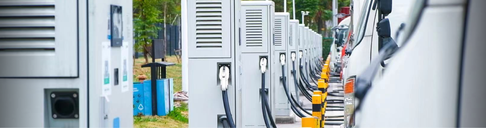 环境-构建新能源充电服务网络
							